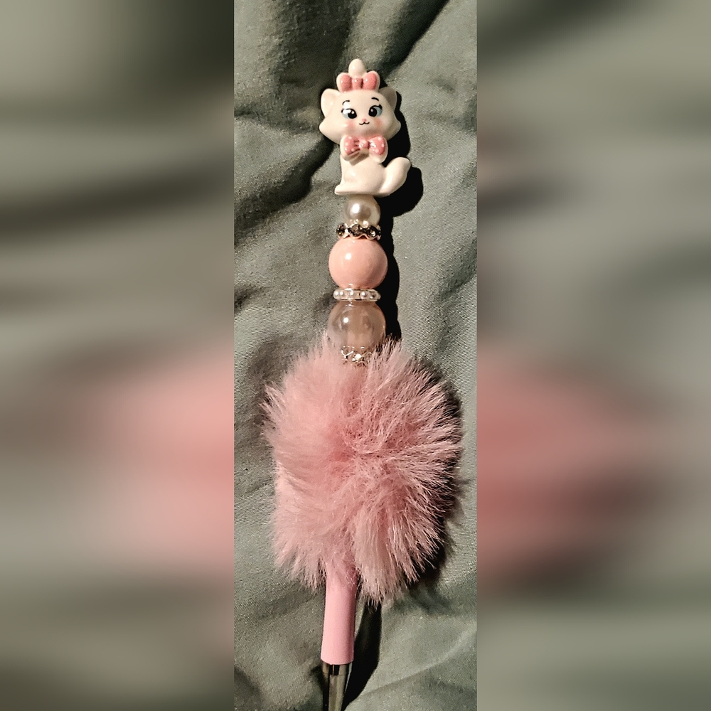Marie from Disney's "The Aristocats" Handmade Beaded Pen